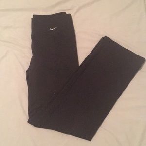 nike bootcut leggings